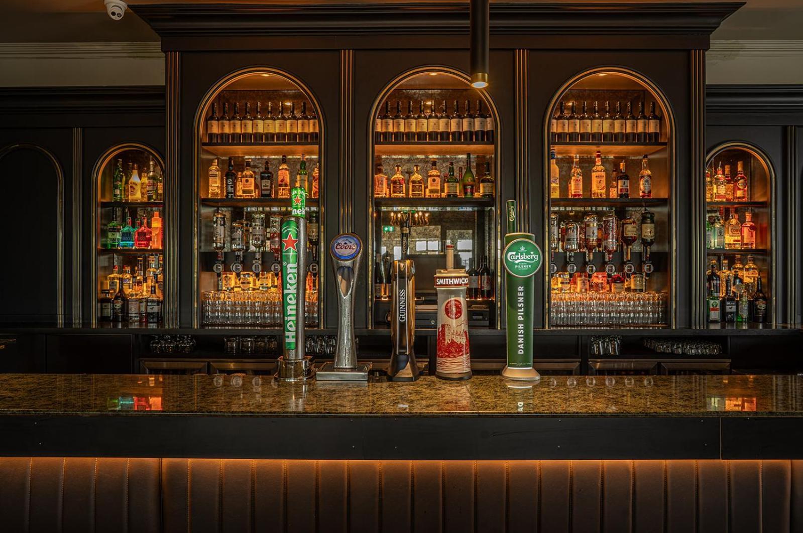 Crover House Hotel & Golf Club Mountnugent エクステリア 写真