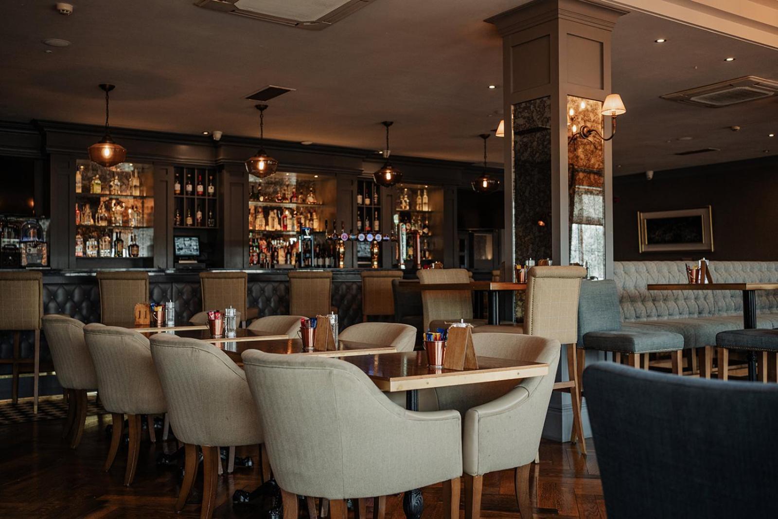 Crover House Hotel & Golf Club Mountnugent エクステリア 写真