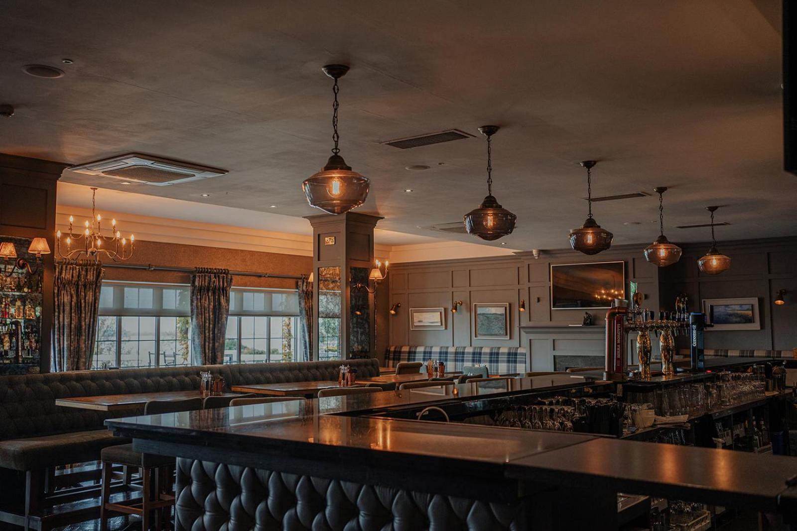 Crover House Hotel & Golf Club Mountnugent エクステリア 写真
