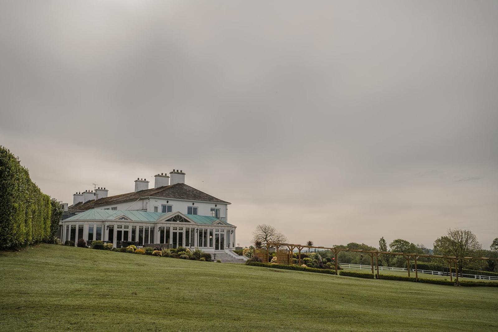 Crover House Hotel & Golf Club Mountnugent エクステリア 写真