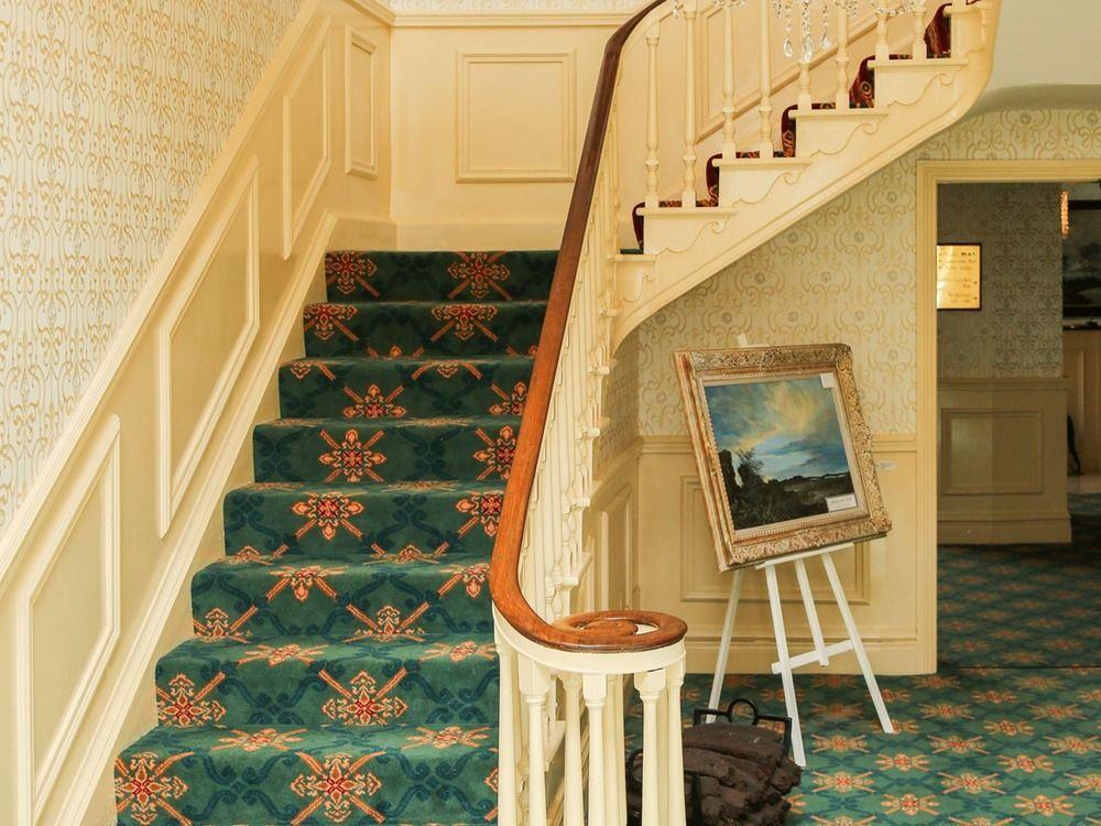 Crover House Hotel & Golf Club Mountnugent エクステリア 写真