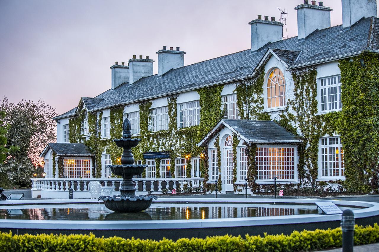 Crover House Hotel & Golf Club Mountnugent エクステリア 写真