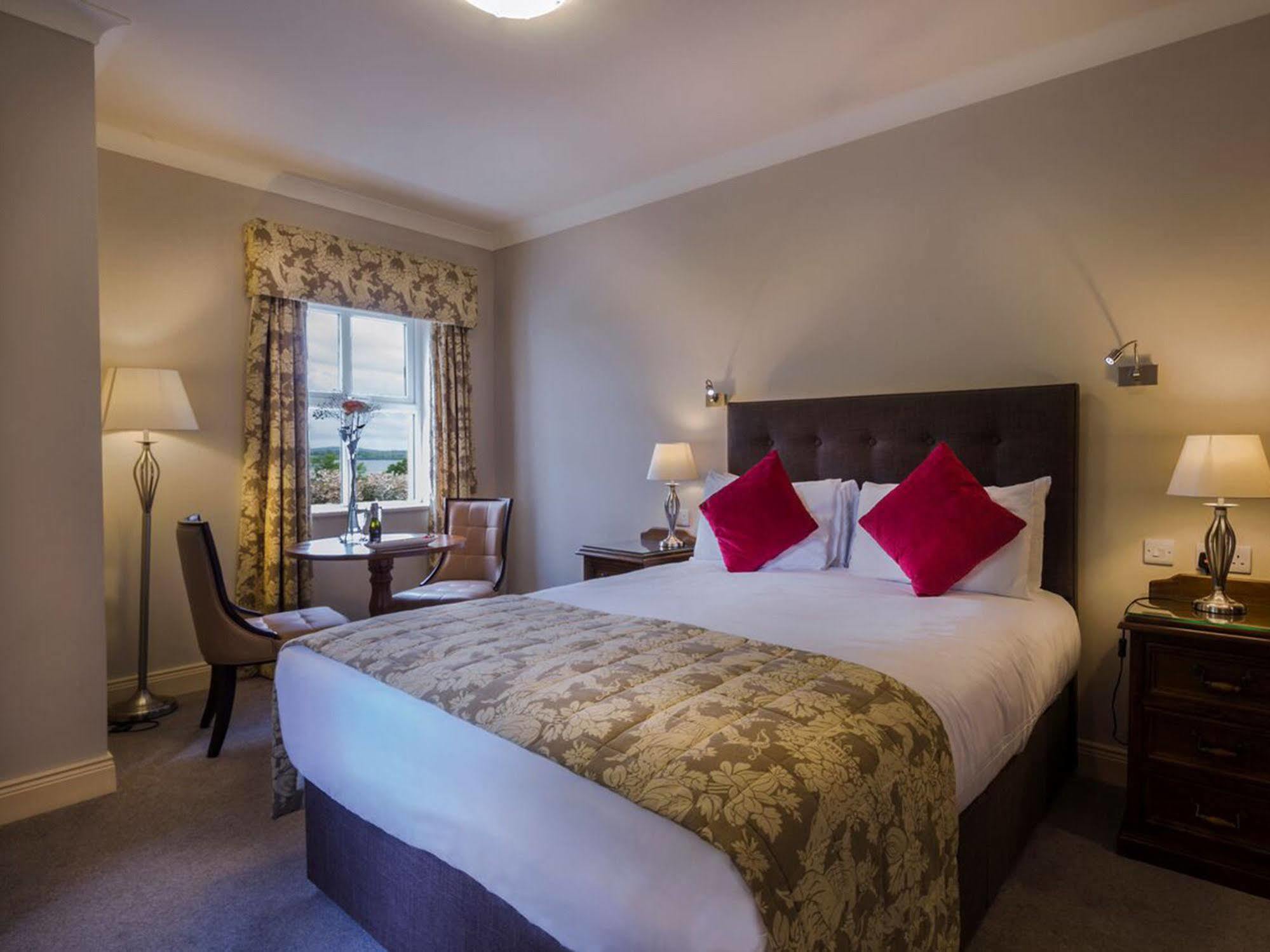 Crover House Hotel & Golf Club Mountnugent エクステリア 写真